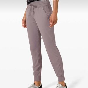 Ready to rulu jogger